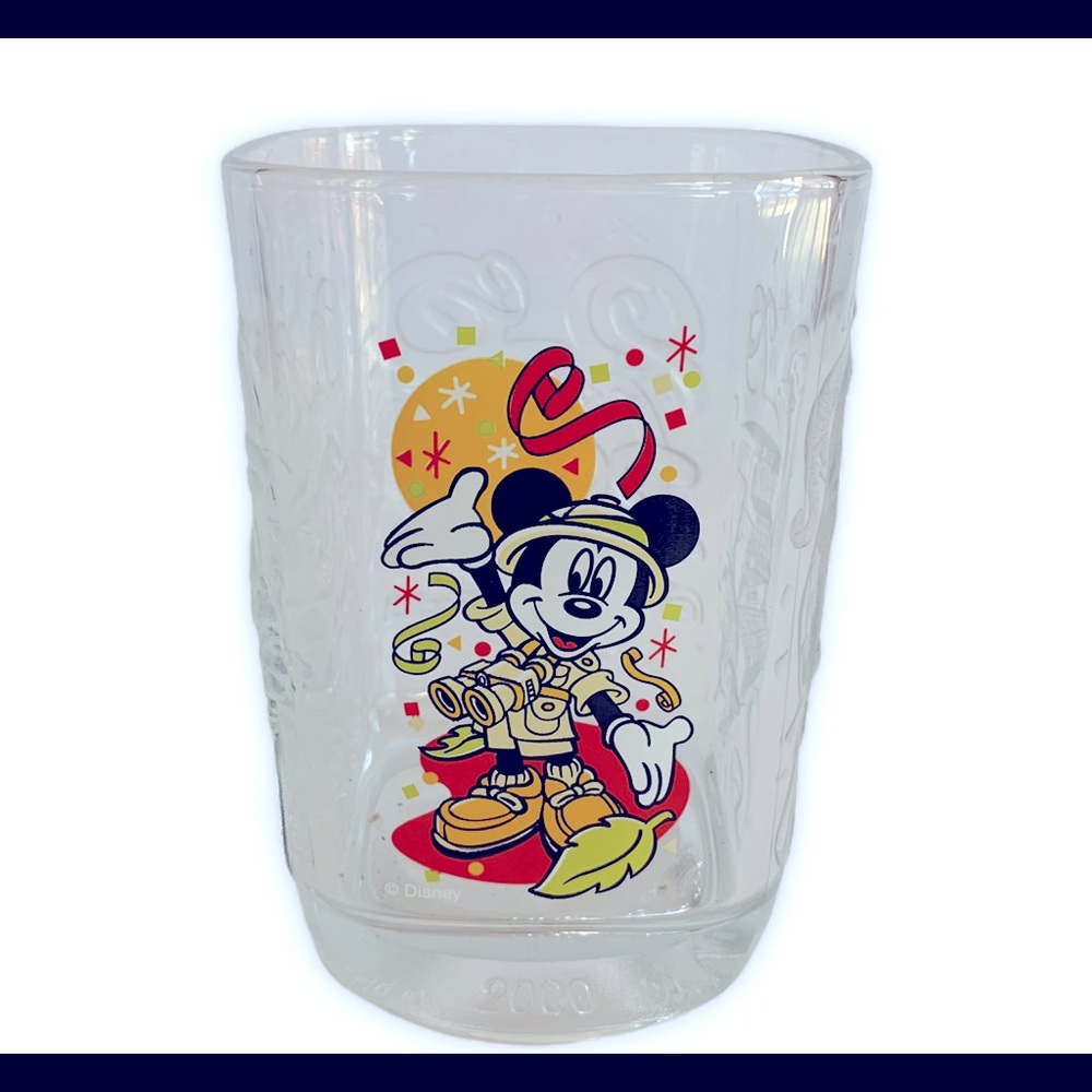 Disney Animal Kingdom 2000 Celebration Glass EUC